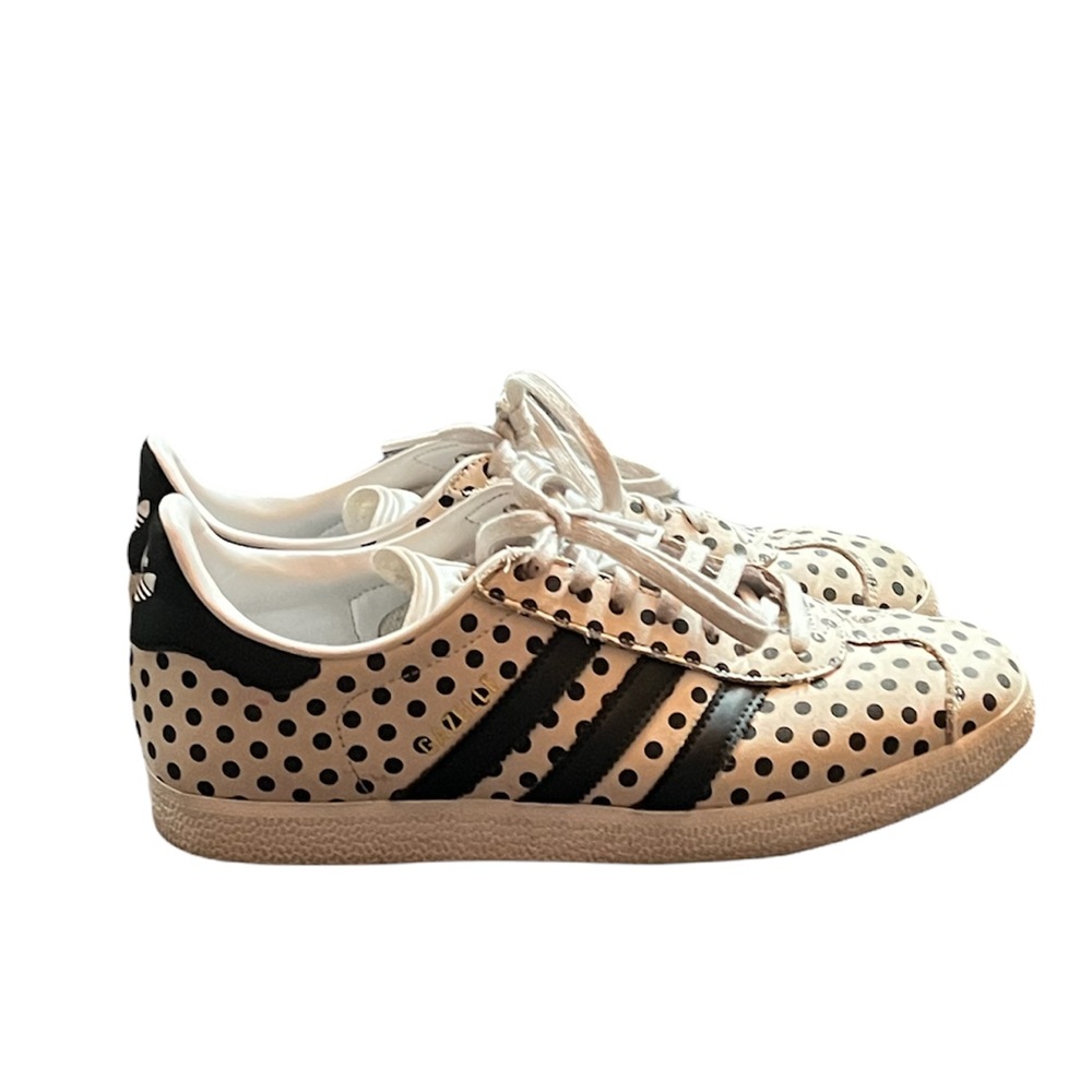adidas (gazelle) shoes